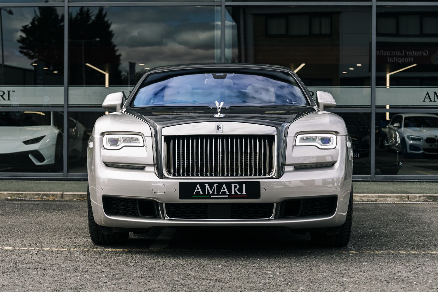 Rolls Royce Ghost Ghost V12 SWB AUTO