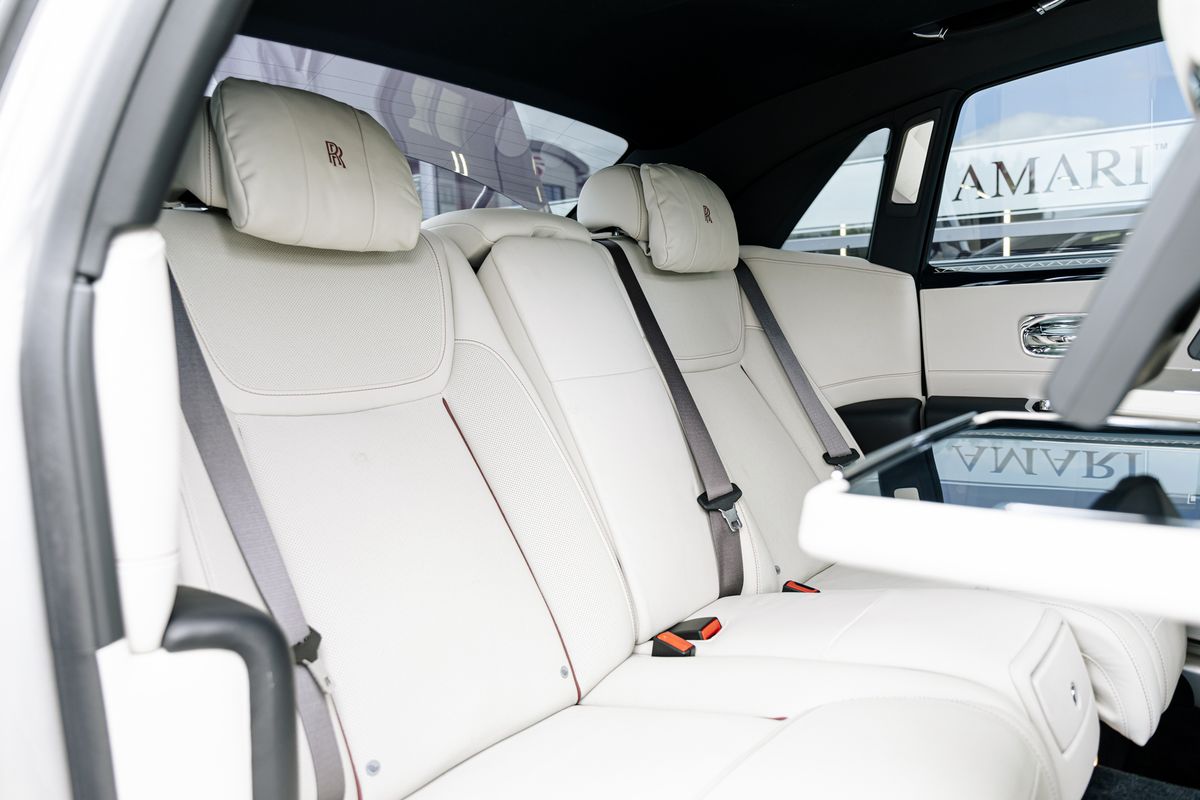 Rolls Royce Ghost Ghost V12 SWB AUTO