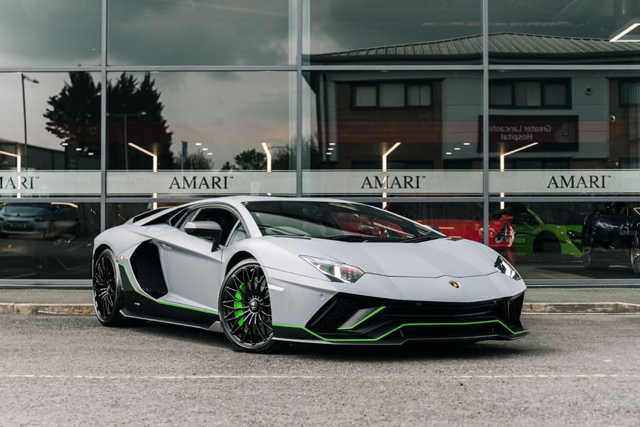 2022 Lamborghini Aventador Ultimae