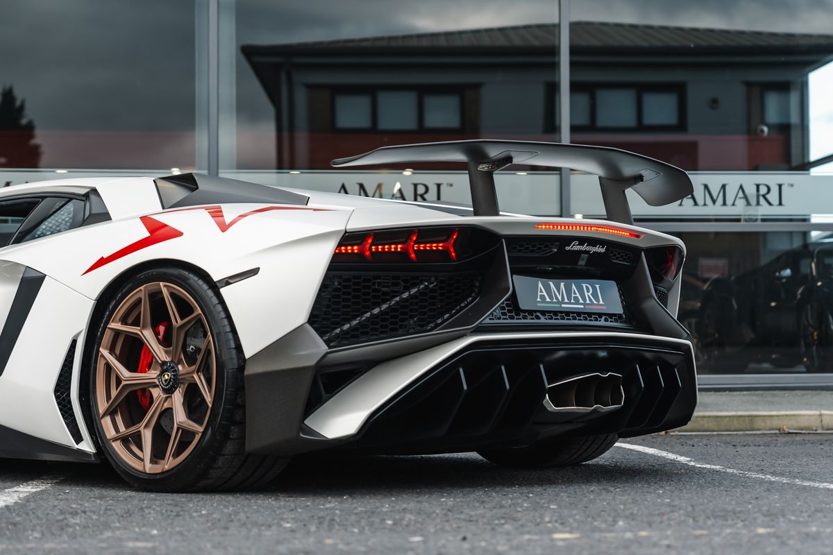 Lamborghini Aventador SV LP750-4