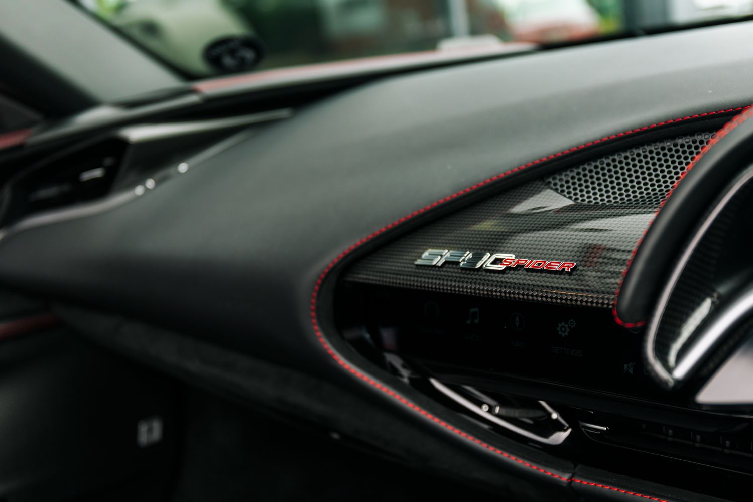 Ferrari SF90 Spider