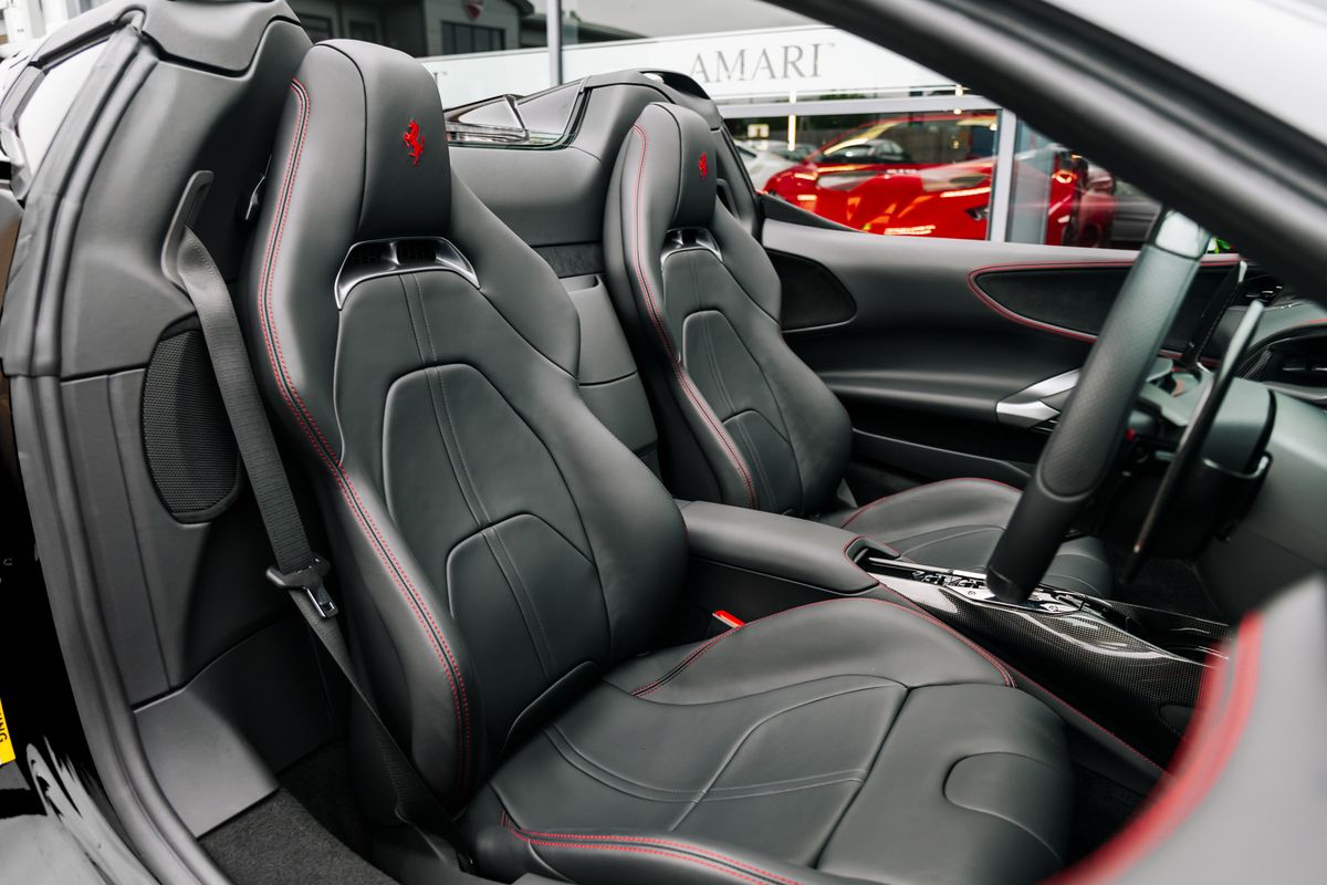 Ferrari SF90 Spider