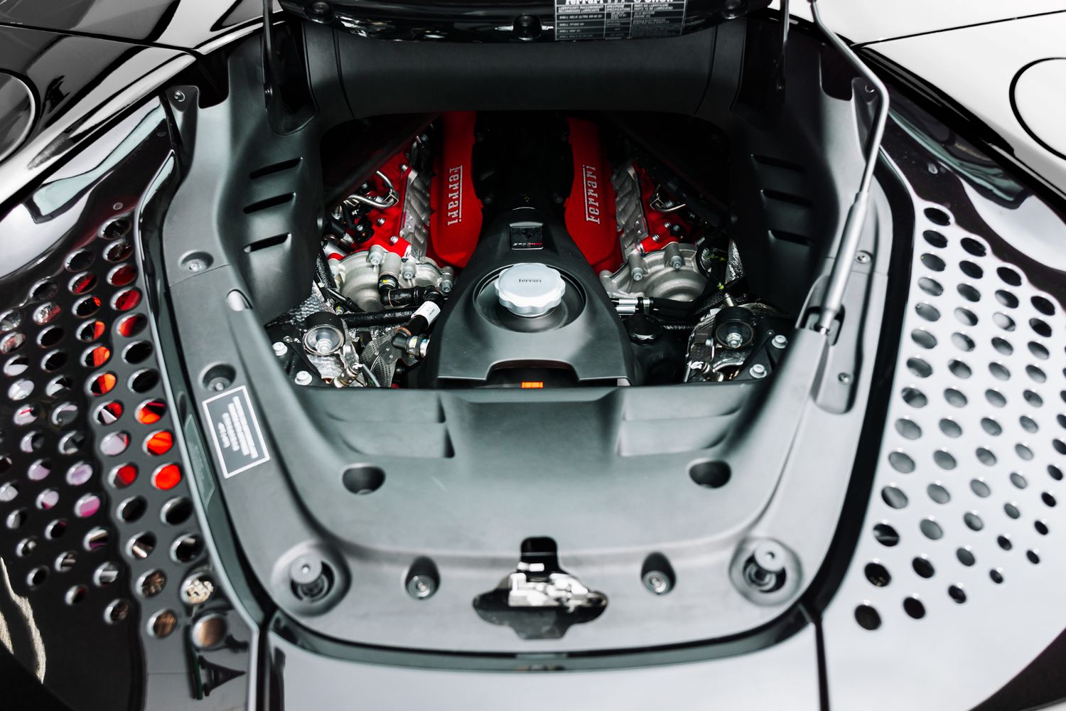 Ferrari SF90 Spider