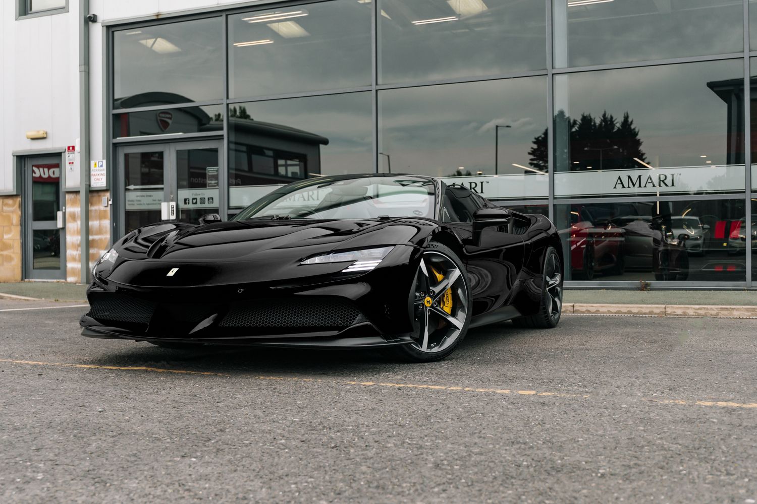 Ferrari SF90 Spider