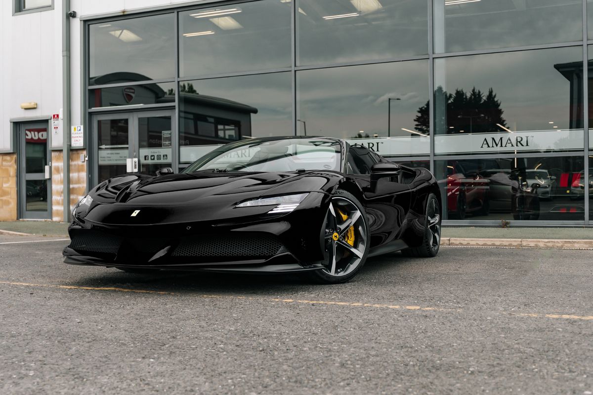Ferrari SF90 Spider