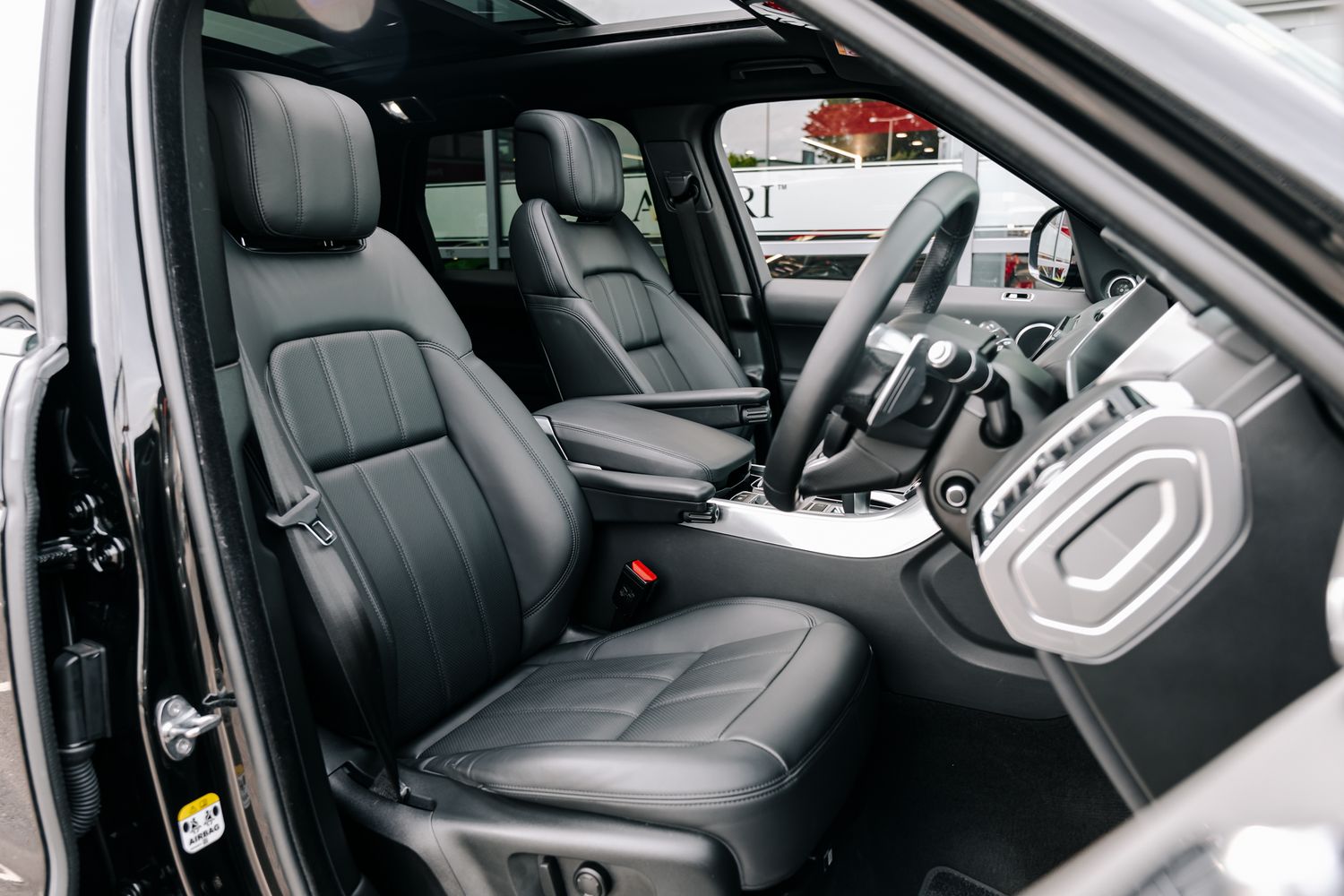 Land Rover Range Rover Sport D300 HSE Dynamic Black