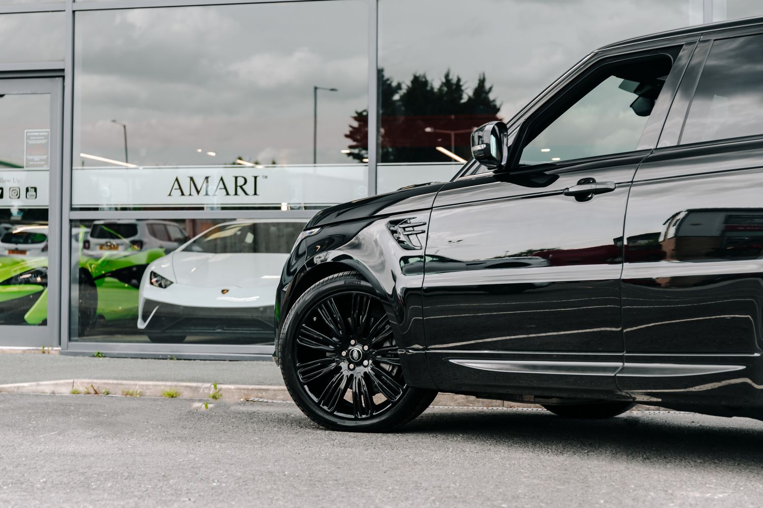 Land Rover Range Rover Sport D300 HSE Dynamic Black