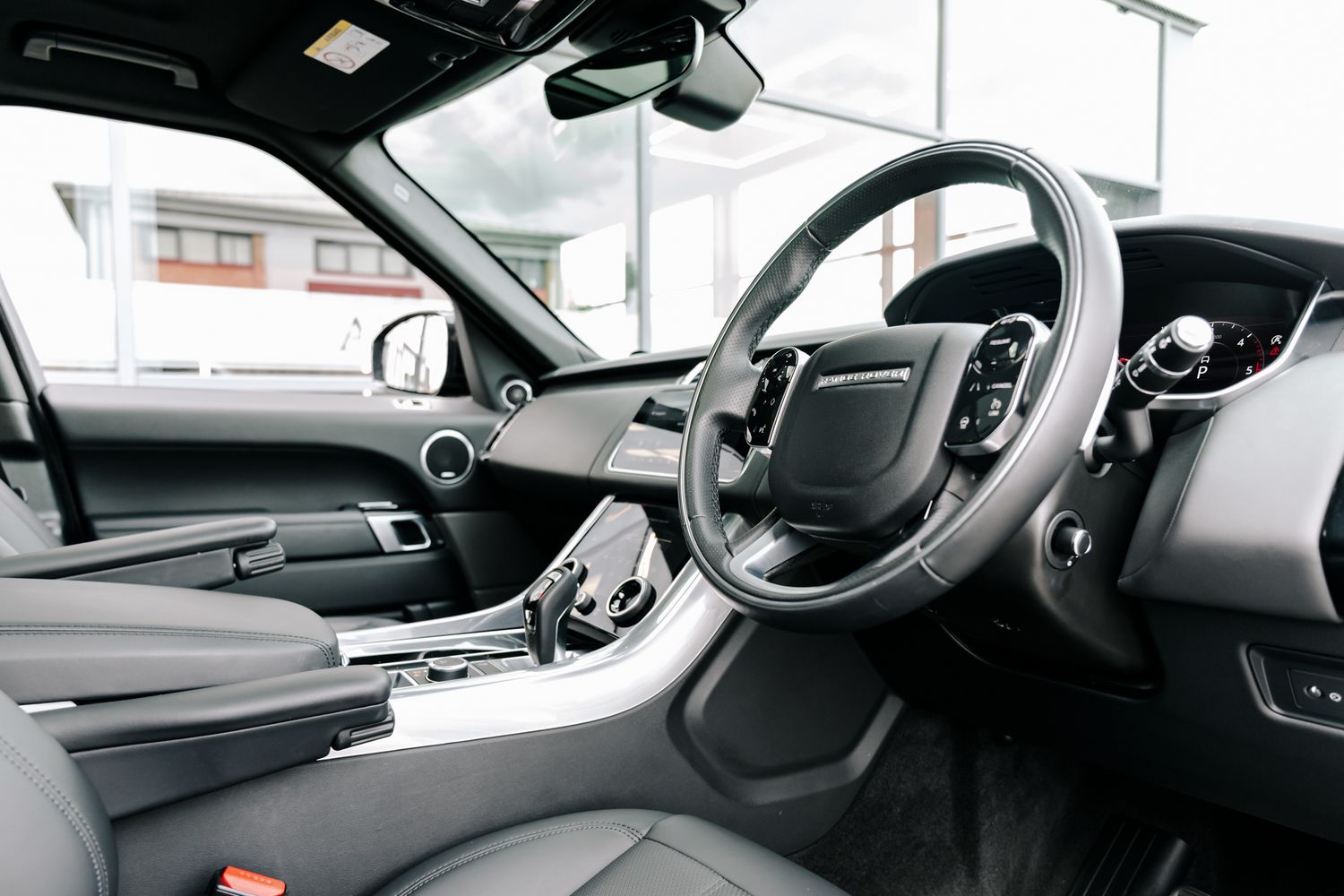 Land Rover Range Rover Sport D300 HSE Dynamic Black