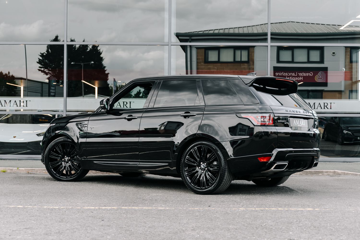 Land Rover Range Rover Sport D300 HSE Dynamic Black