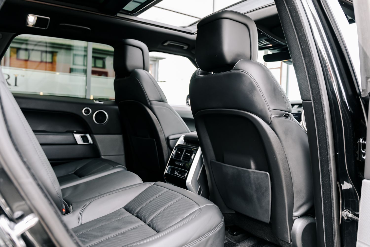 Land Rover Range Rover Sport D300 HSE Dynamic Black
