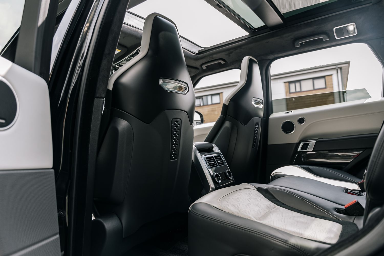 Land Rover Range Rover Sport SVR SVR