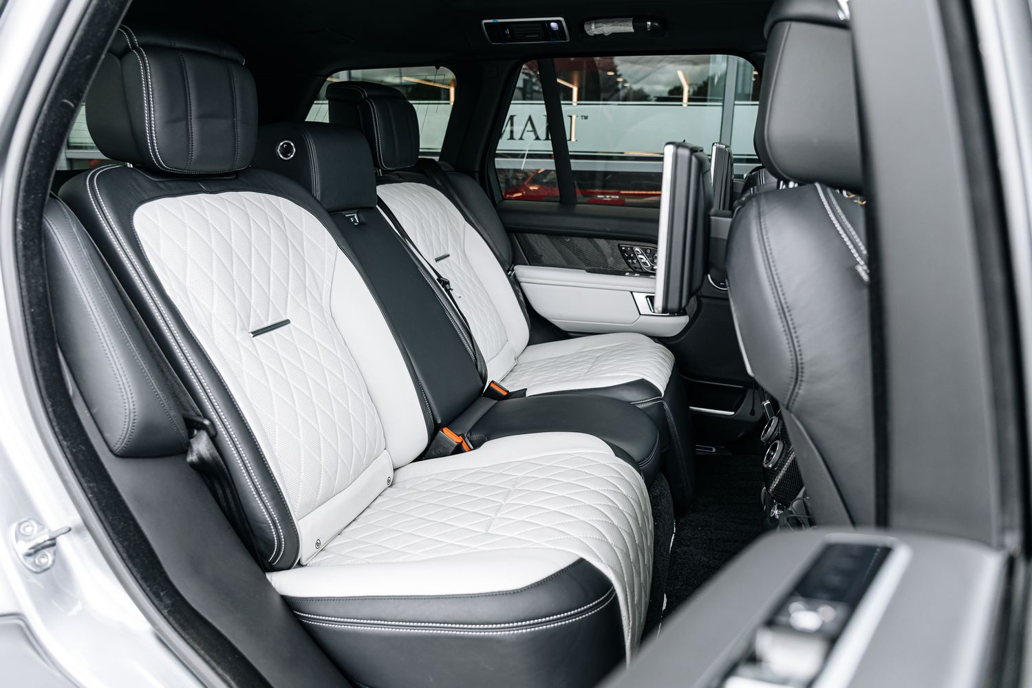 Land Rover Range Rover V8 SVAutobiography Dynamic V8 SVAutobiography Dynamic