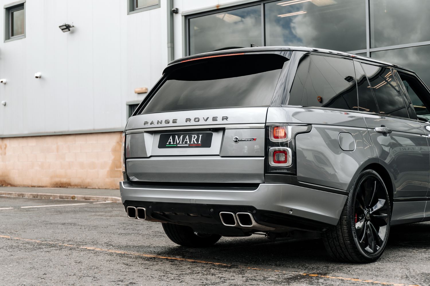 Land Rover Range Rover V8 SVAutobiography Dynamic V8 SVAutobiography Dynamic