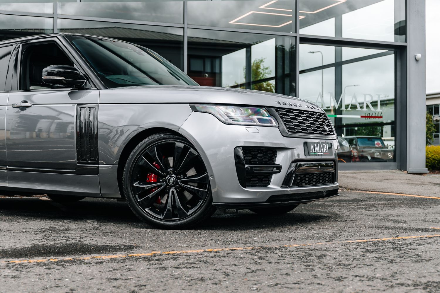 Land Rover Range Rover V8 SVAutobiography Dynamic V8 SVAutobiography Dynamic