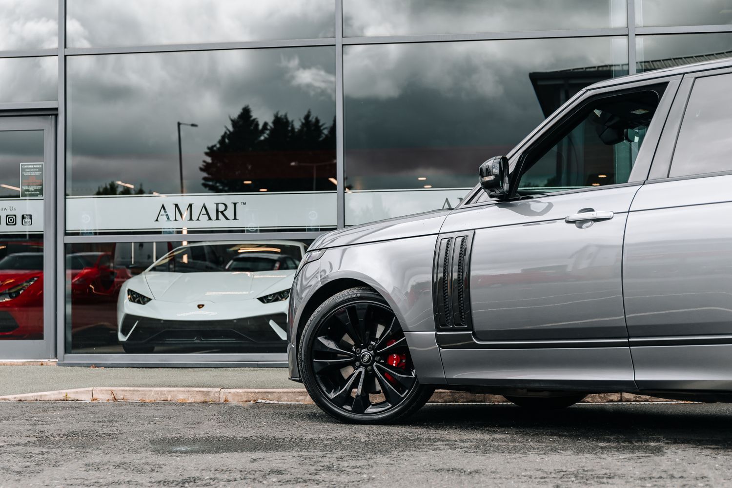 Land Rover Range Rover V8 SVAutobiography Dynamic V8 SVAutobiography Dynamic