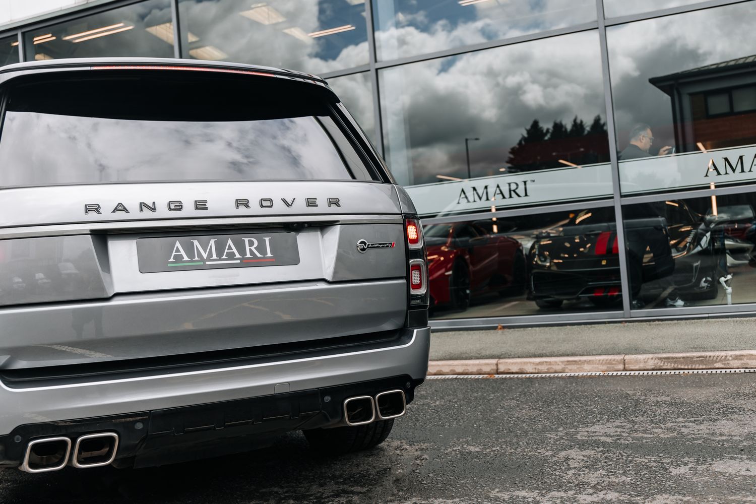 Land Rover Range Rover V8 SVAutobiography Dynamic V8 SVAutobiography Dynamic