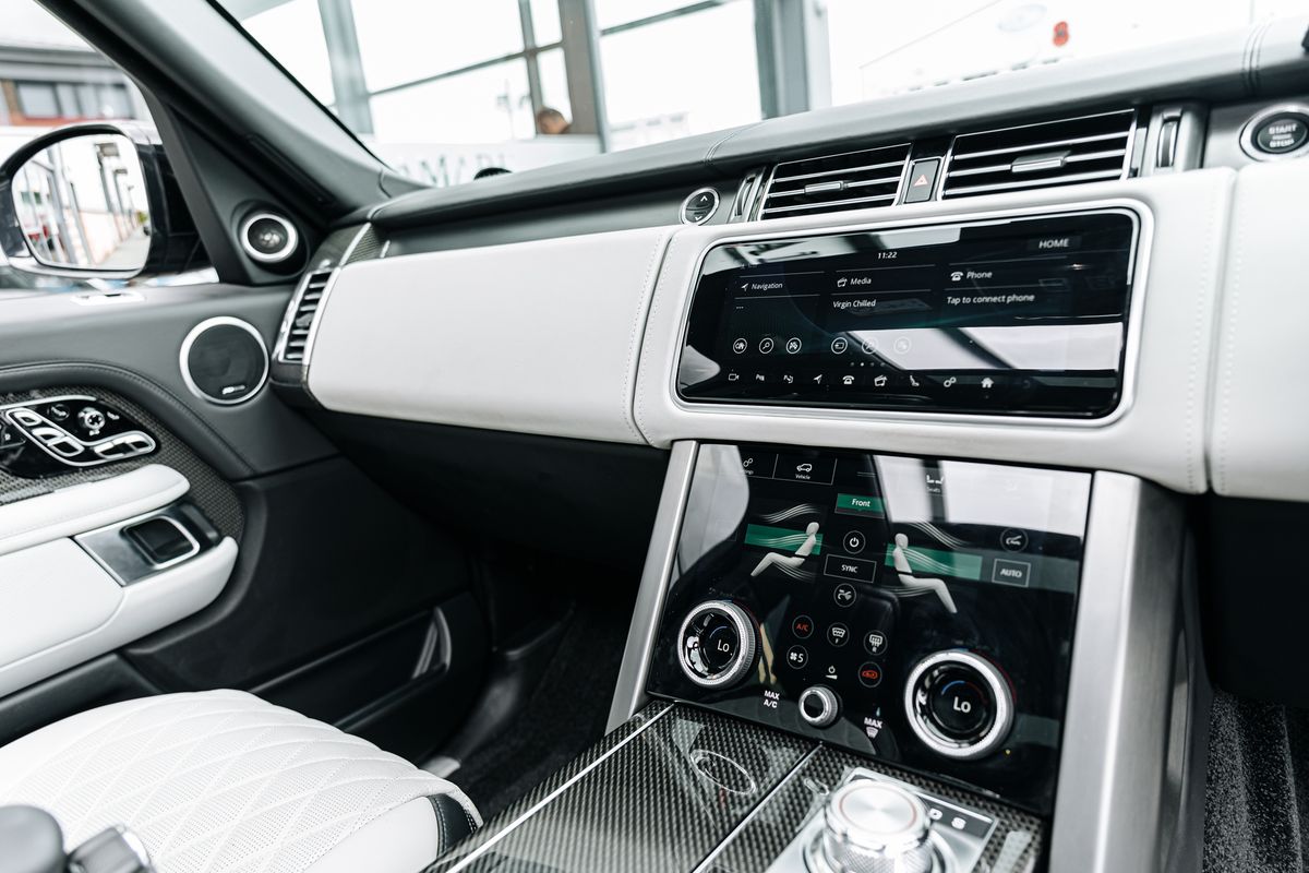 Land Rover Range Rover V8 SVAutobiography Dynamic V8 SVAutobiography Dynamic