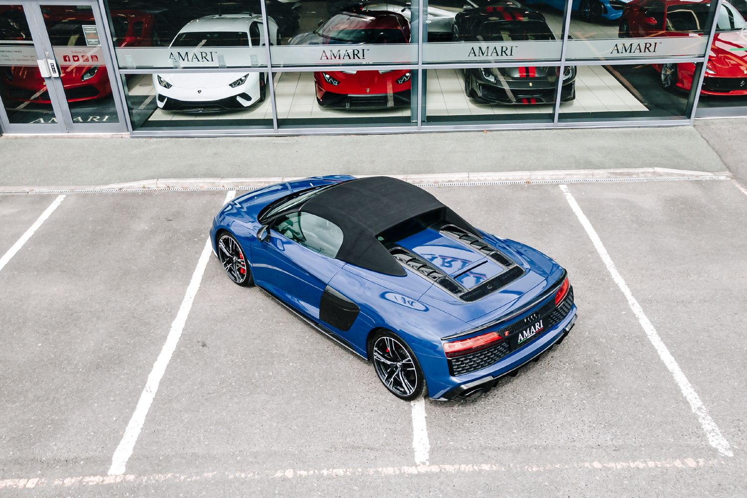 Audi R8 V10 Performance Carbon Black V10 Performance Carbon Black