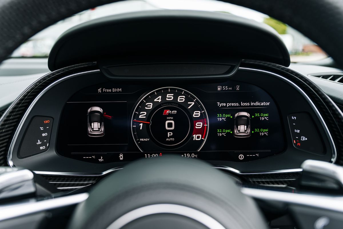 Audi R8 V10 Performance Carbon Black V10 Performance Carbon Black