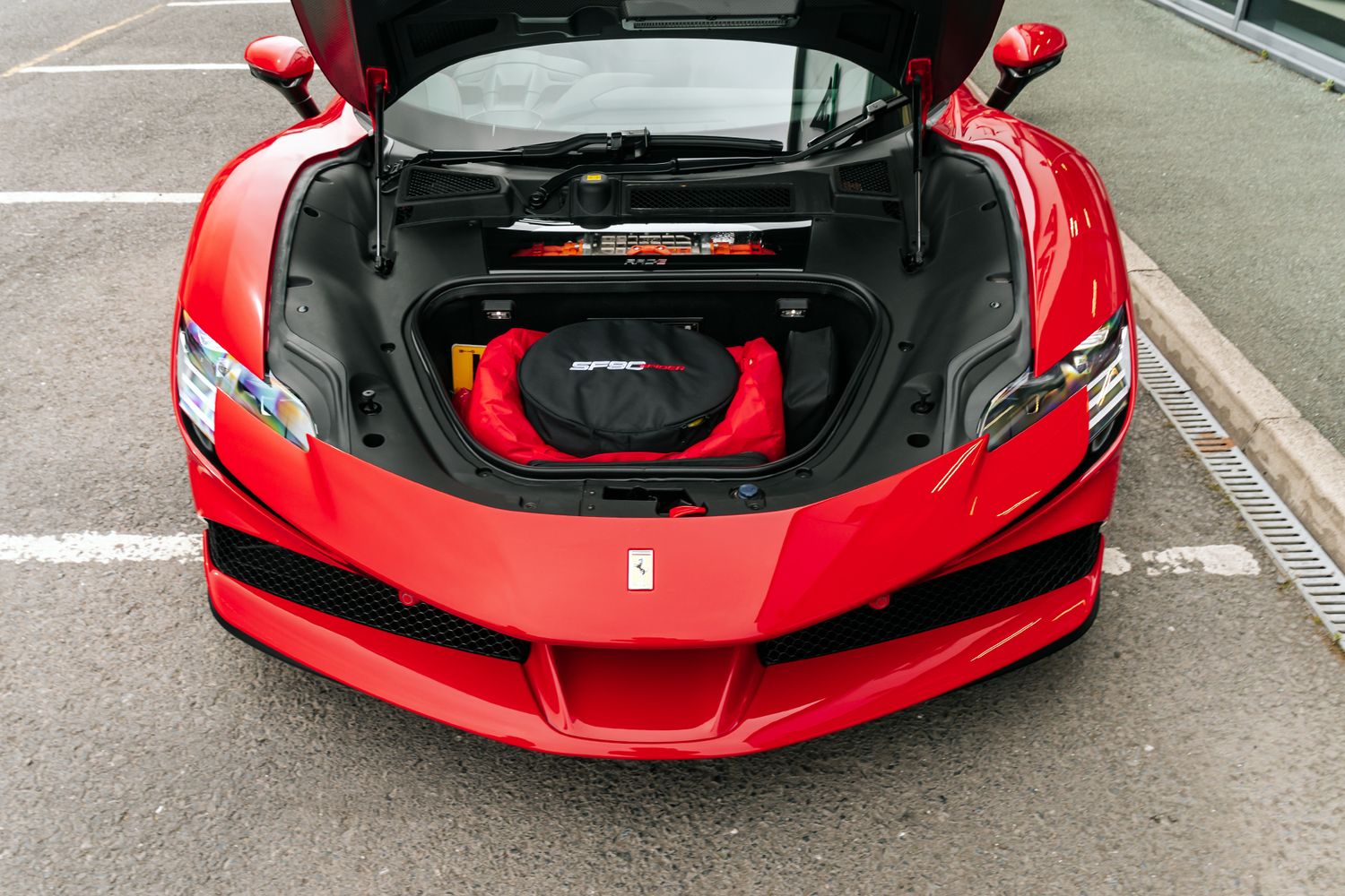 Ferrari SF90 Spider SF90 SPIDER S-A