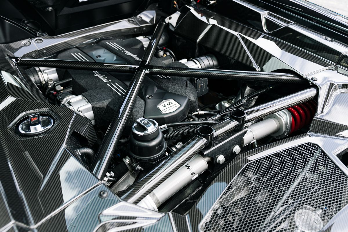 Lamborghini Aventador S Roadster LP 740-4 Aventador S LP 740-4
