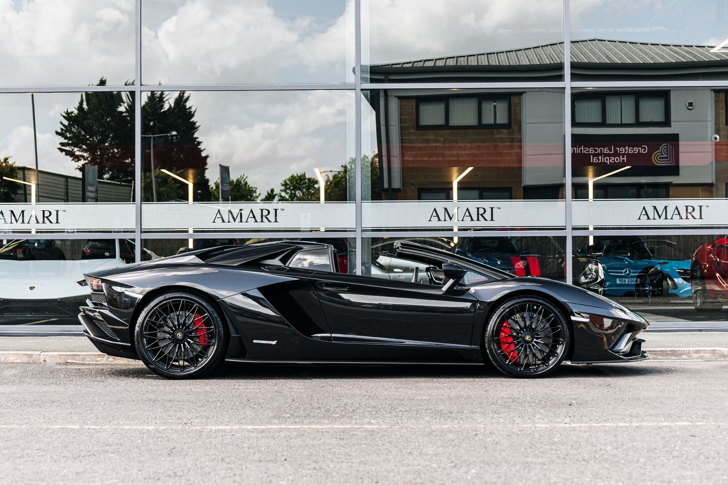 Lamborghini Aventador S Roadster LP 740-4 Aventador S LP 740-4