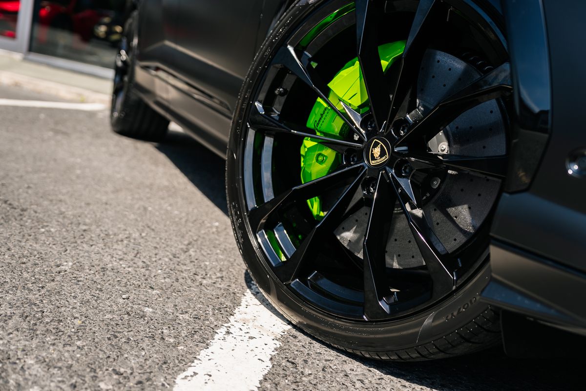Lamborghini Urus Urus V8 Auto