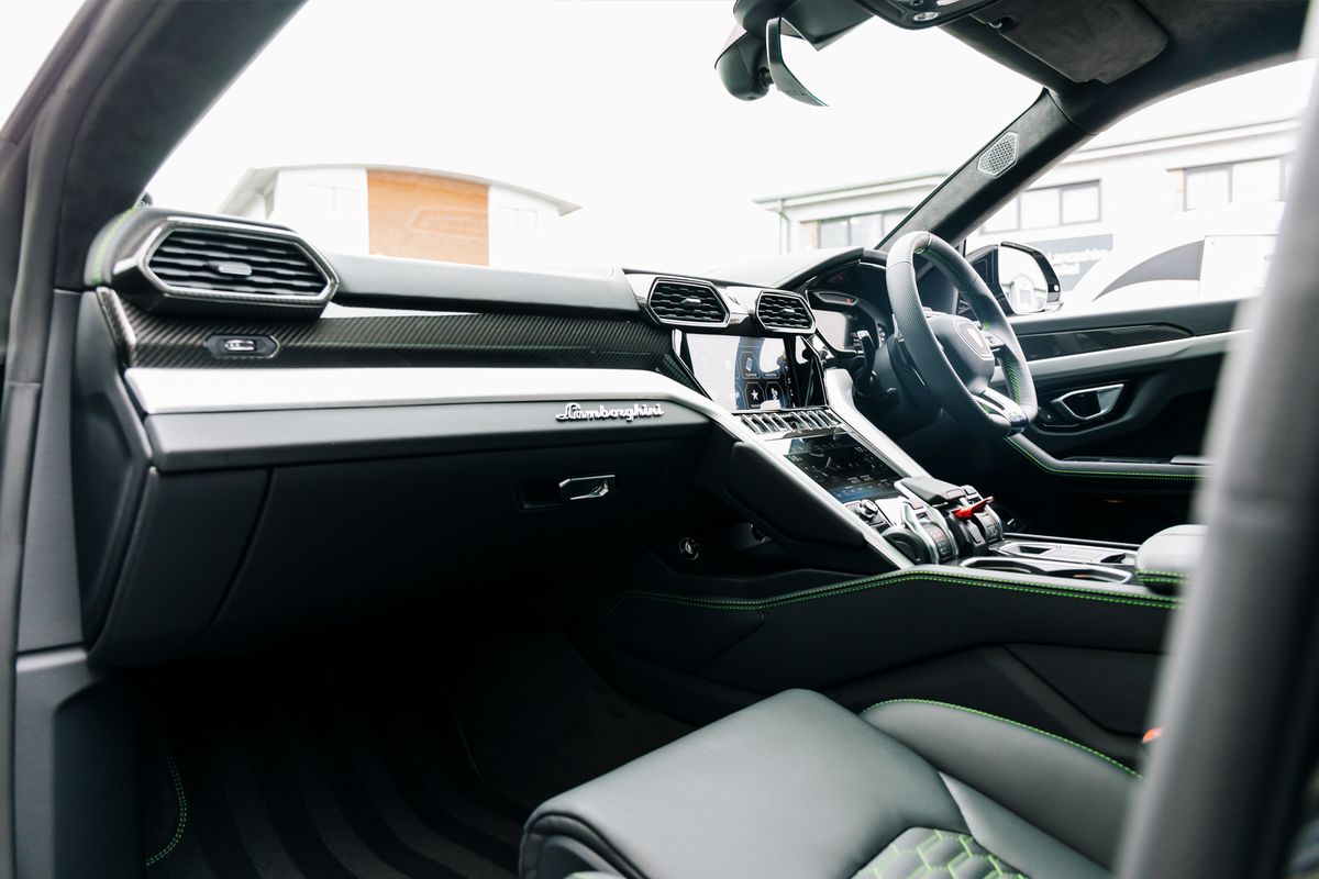 Lamborghini Urus Urus V8 Auto