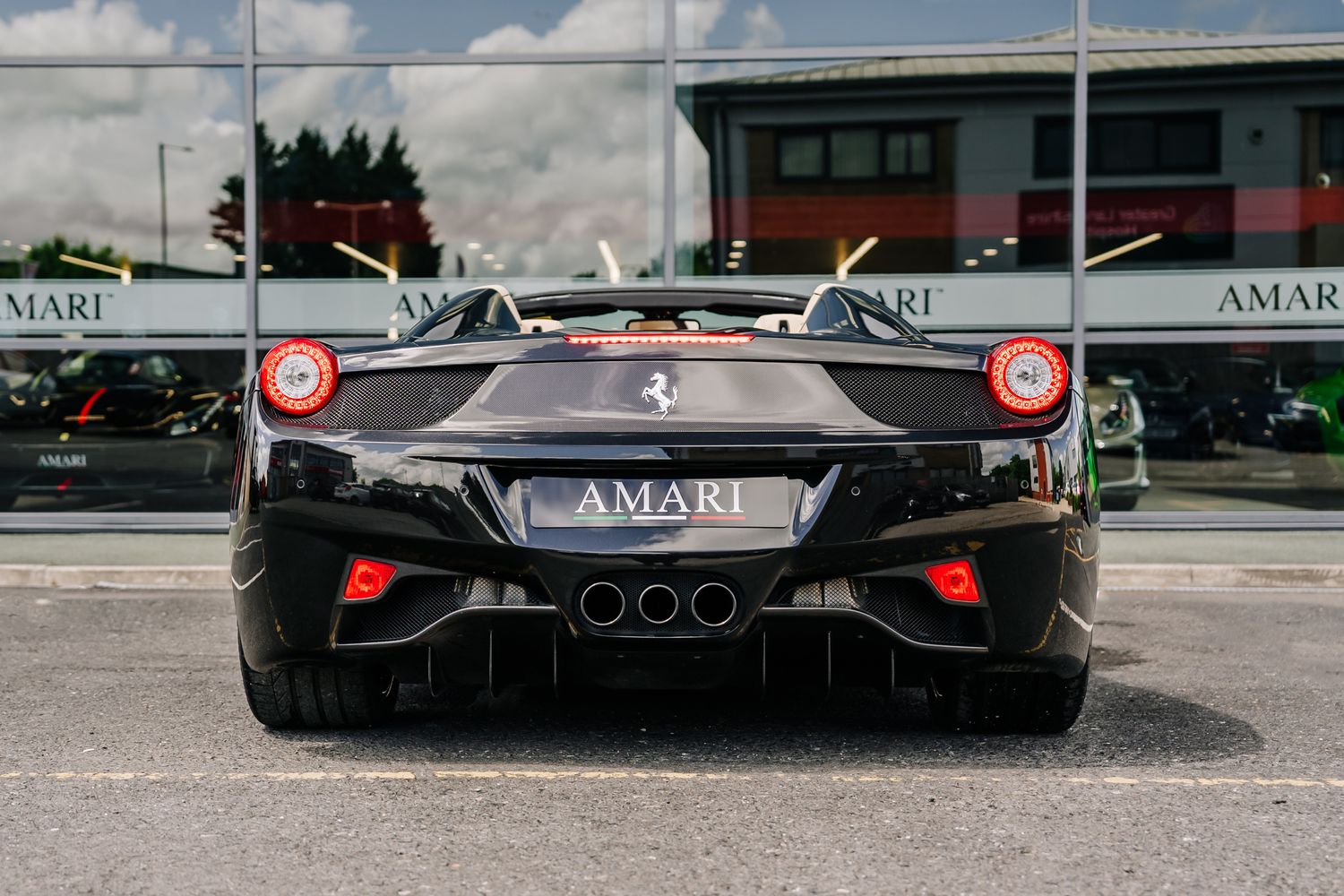 2015 Ferrari 458 Spider for Sale UK by Amari Supercars