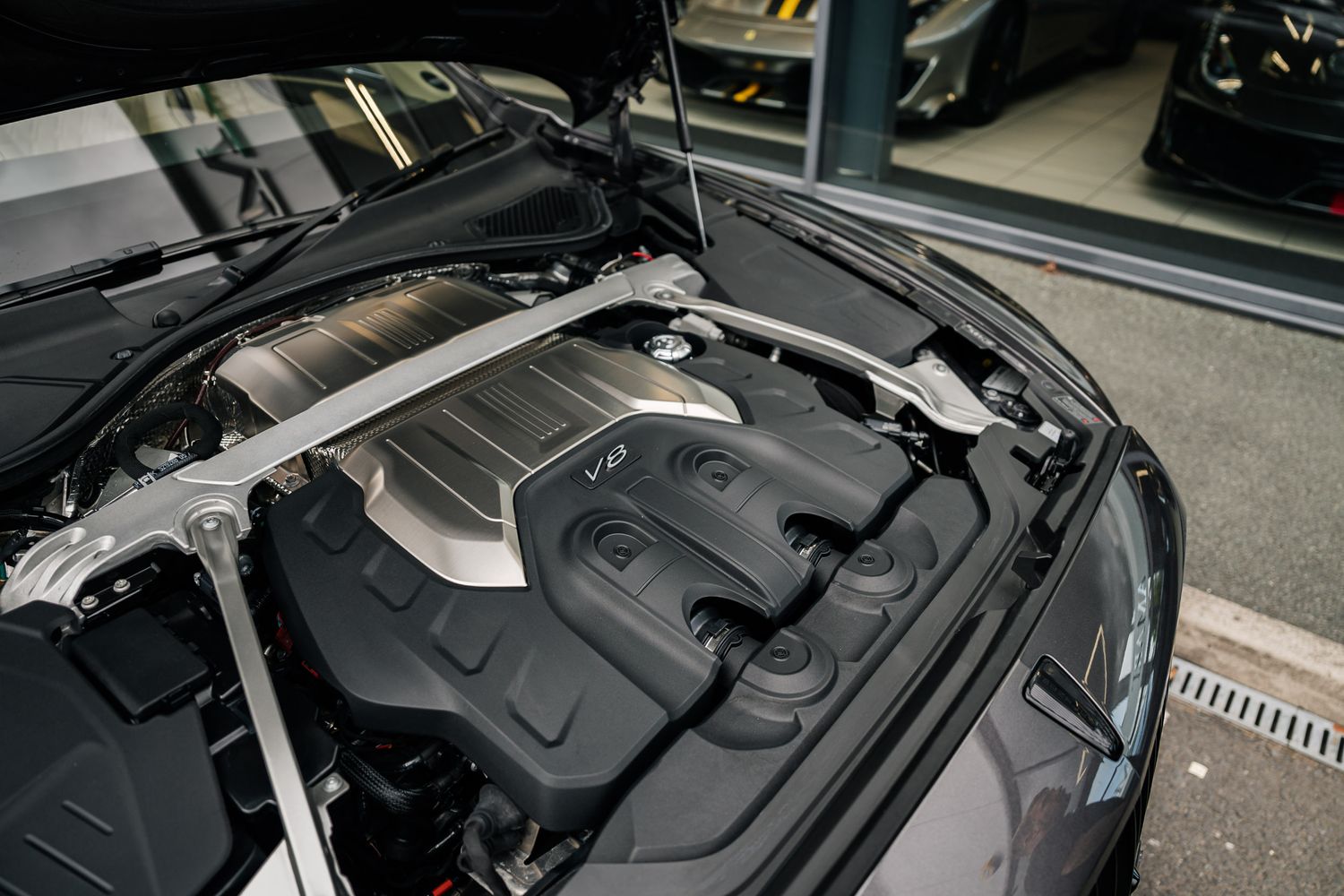 Bentley Flying Spur V8 4.0 Mulliner