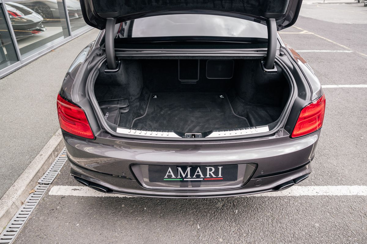 Bentley Flying Spur V8 4.0 Mulliner