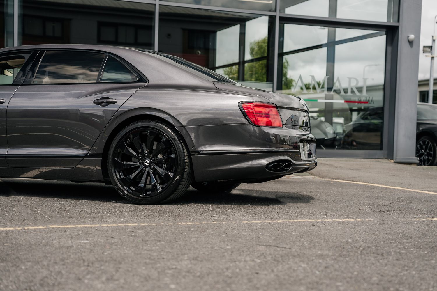 Bentley Flying Spur V8 4.0 Mulliner