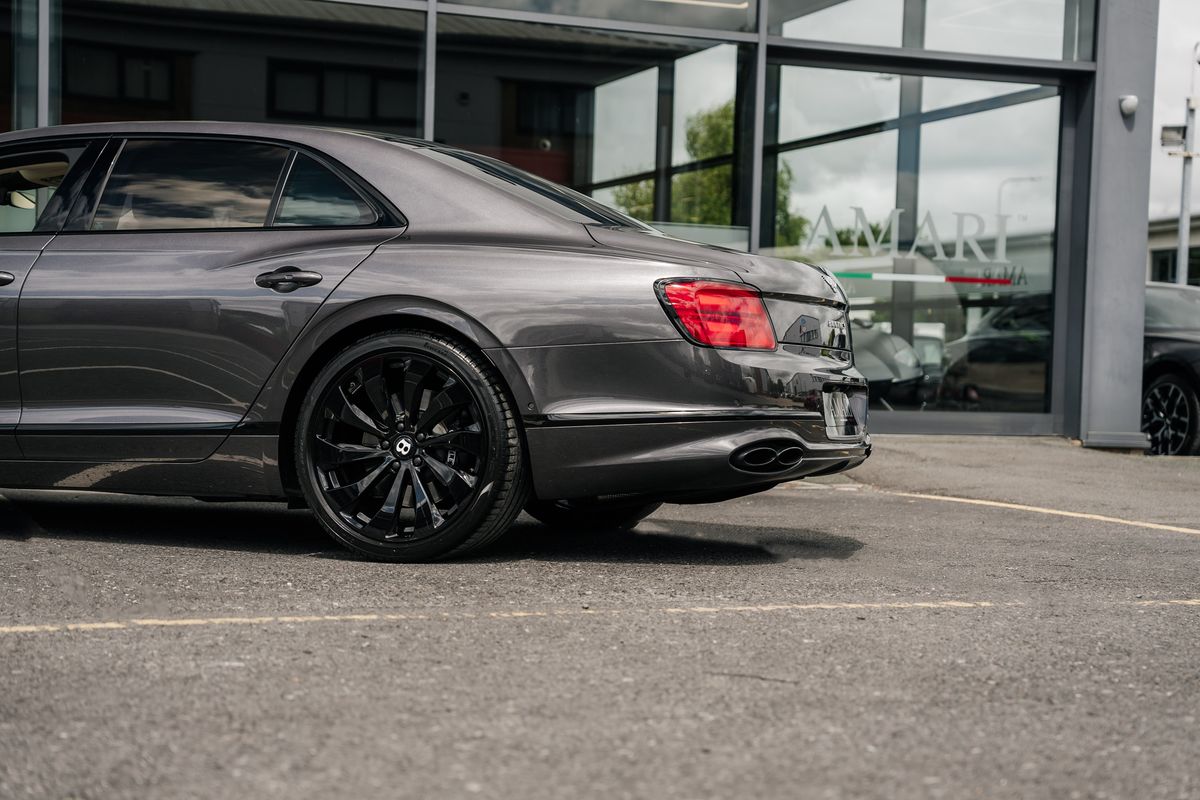 Bentley Flying Spur V8 4.0 Mulliner