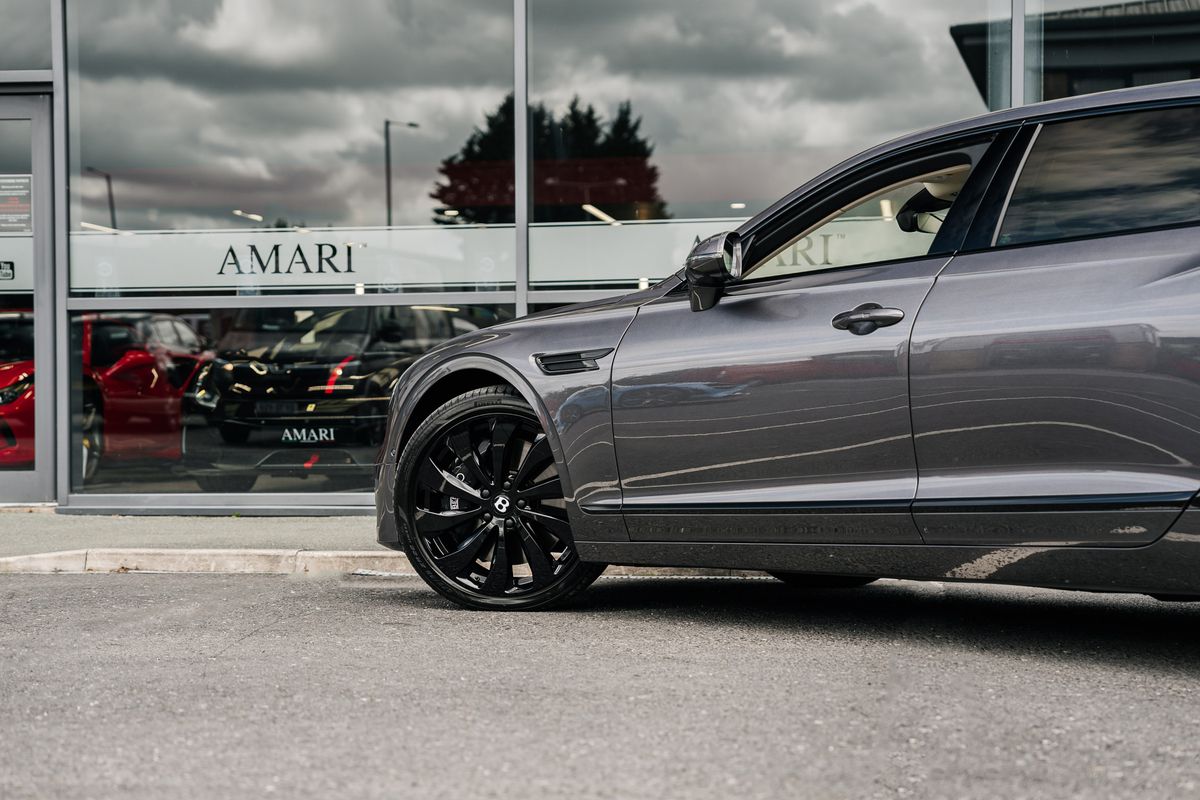Bentley Flying Spur V8 4.0 Mulliner