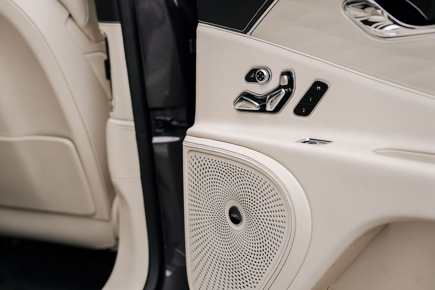 Bentley Flying Spur V8 4.0 Mulliner
