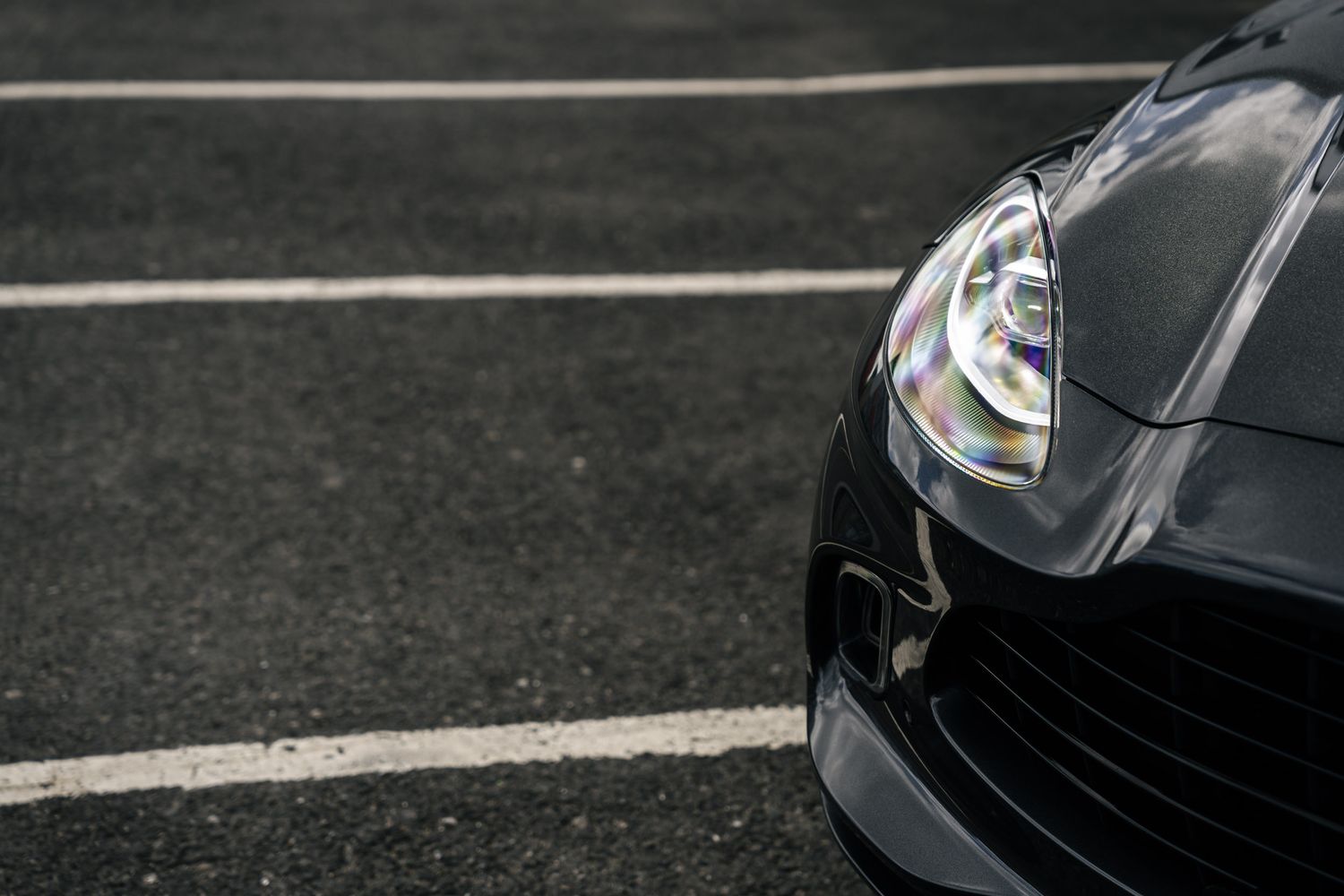 Aston Martin DBX V8 AUTO
