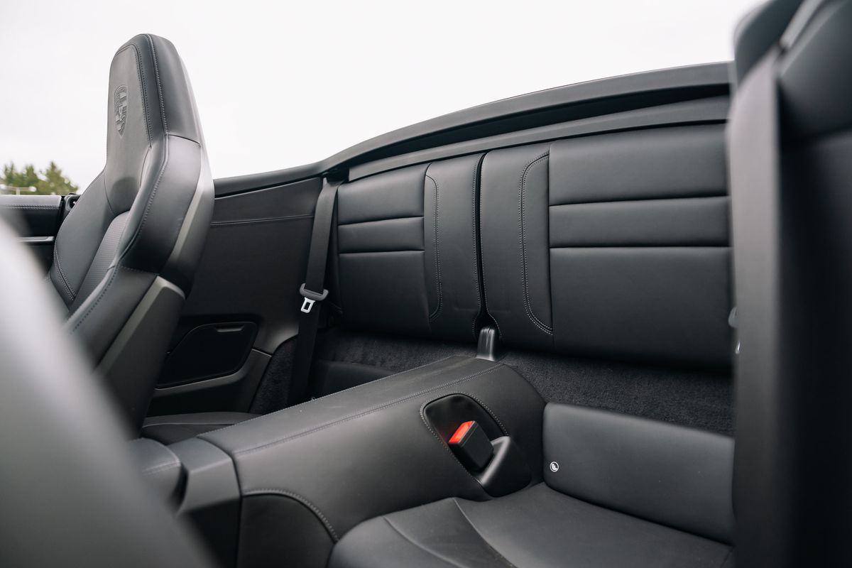Porsche 911 992 Carrera 4S Convertible