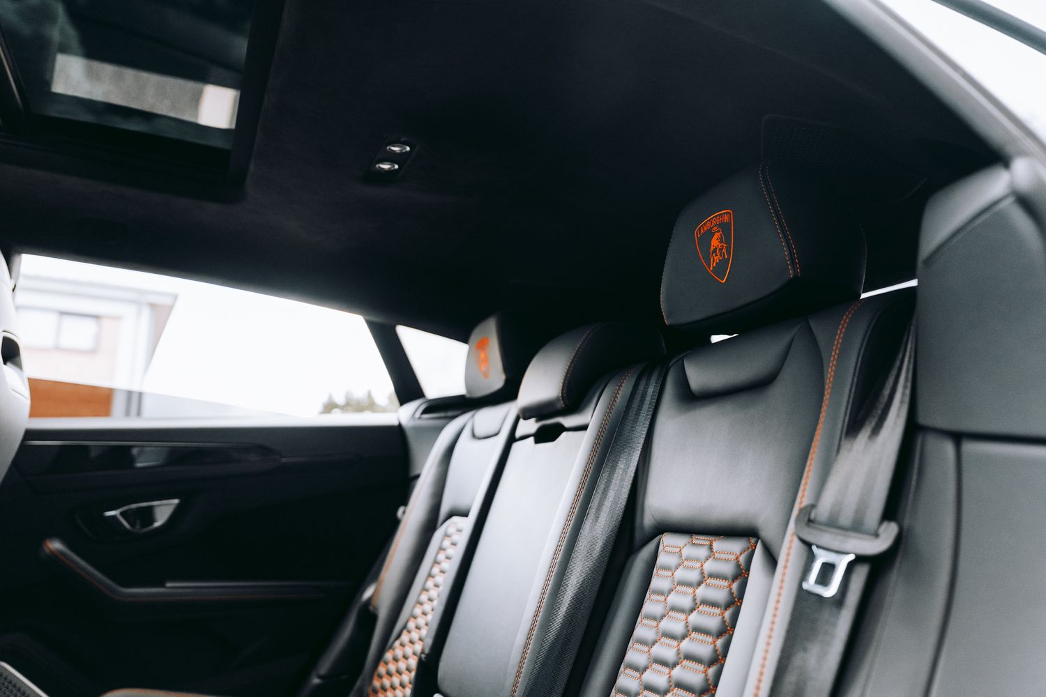 Lamborghini URUS V8 Auto