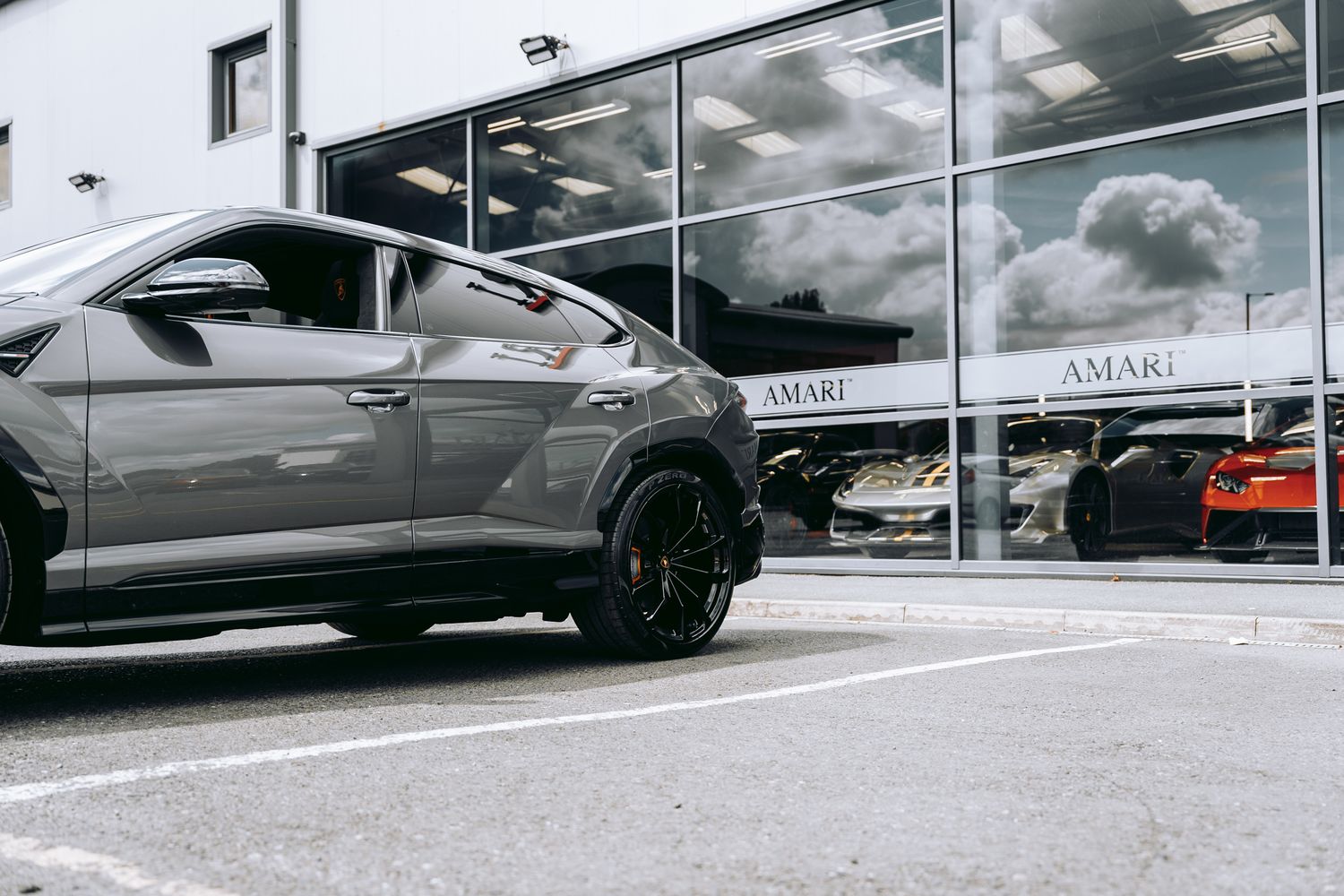 Lamborghini URUS V8 Auto