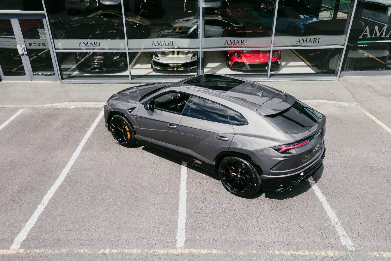 Lamborghini URUS V8 Auto