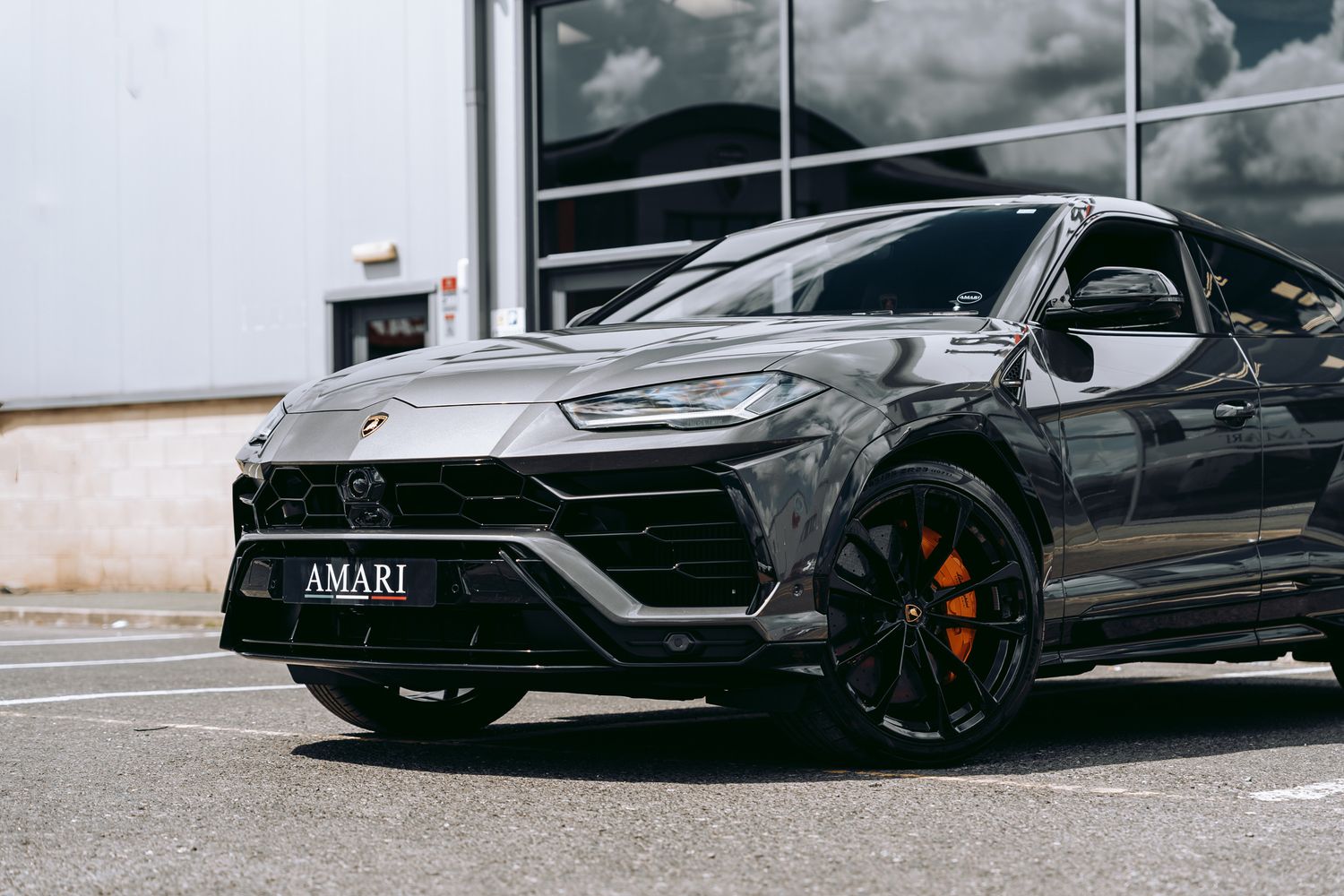 Lamborghini URUS V8 Auto