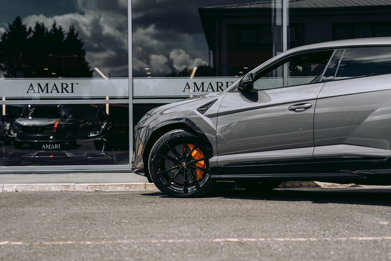 Lamborghini URUS V8 Auto