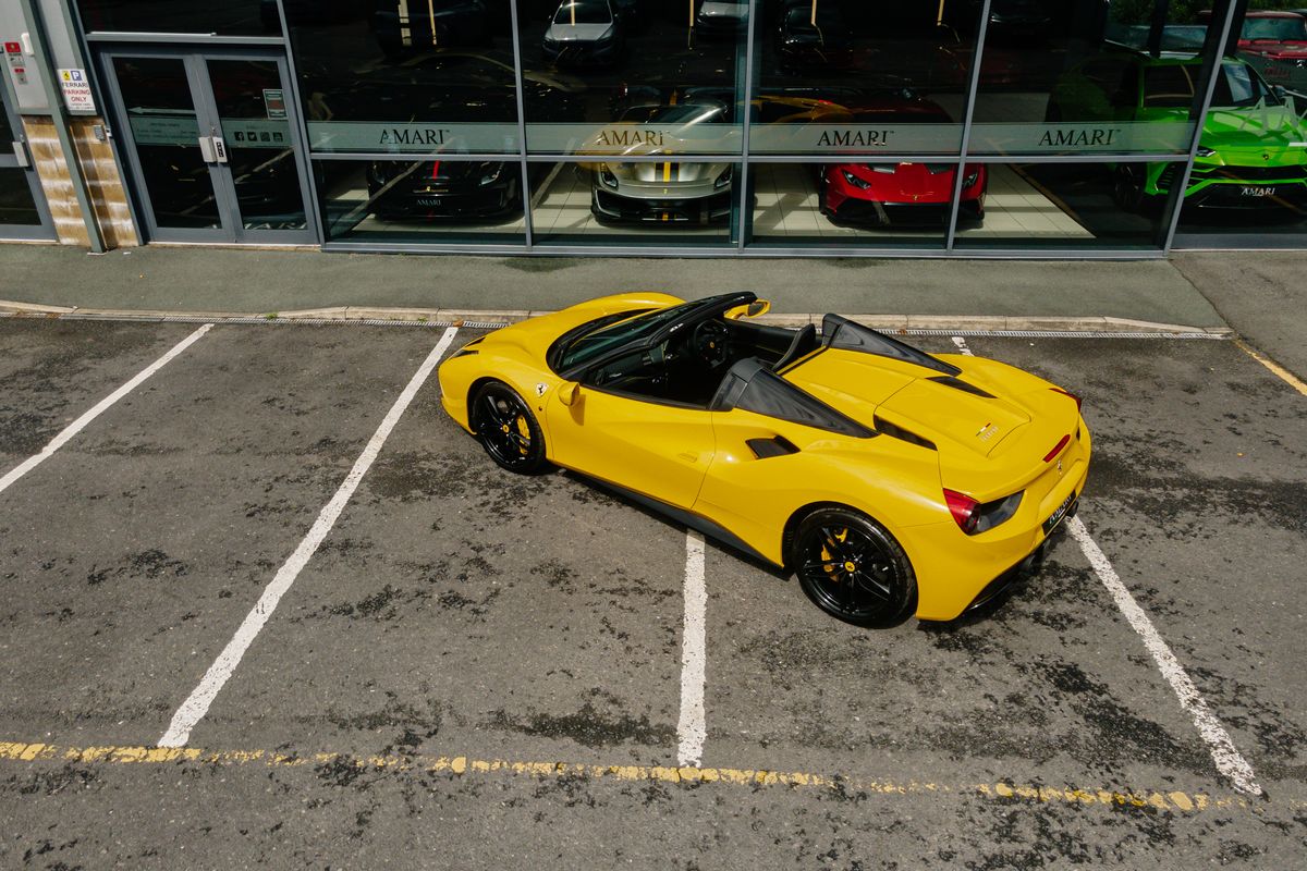 Ferrari 488 Spider 488 SPIDER S-A