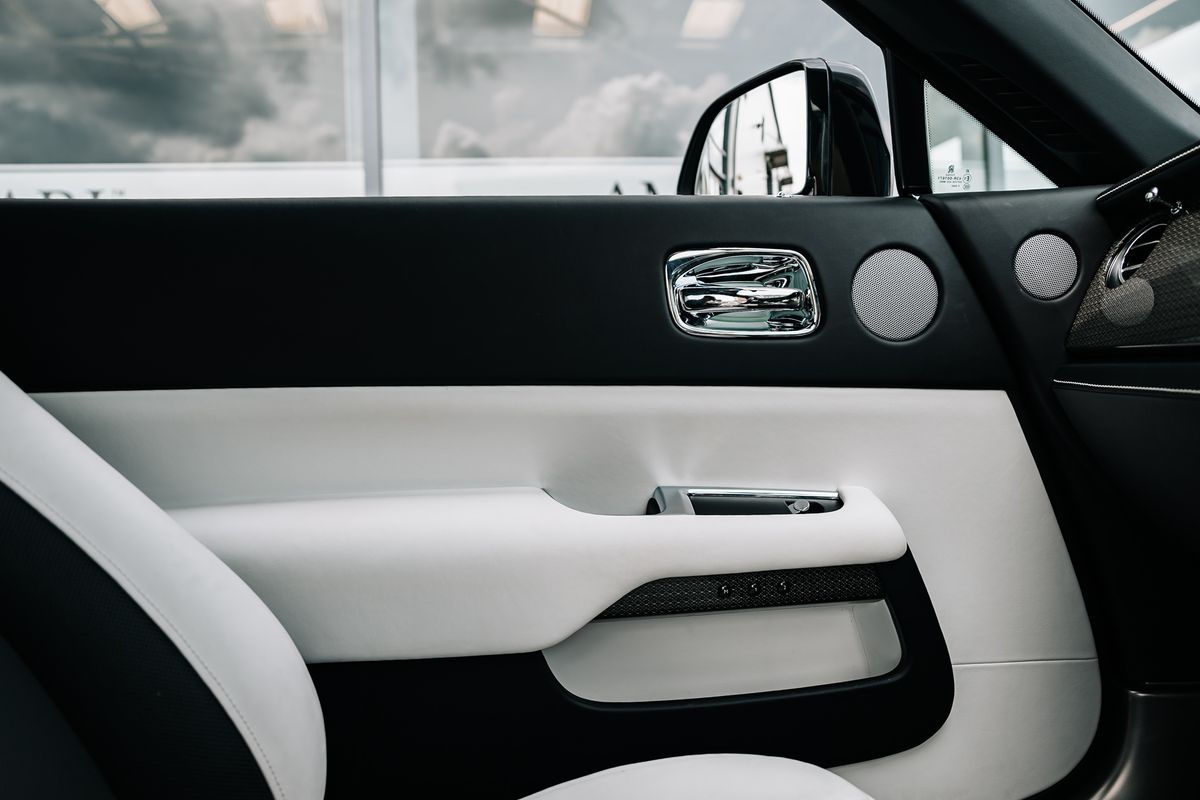 Rolls Royce Wraith Black Badge