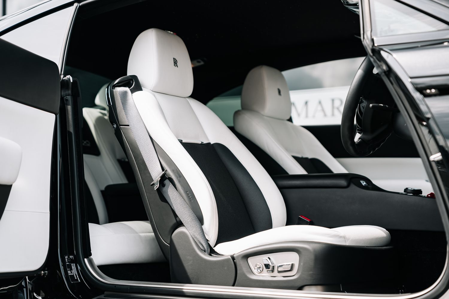 Rolls Royce Wraith Black Badge