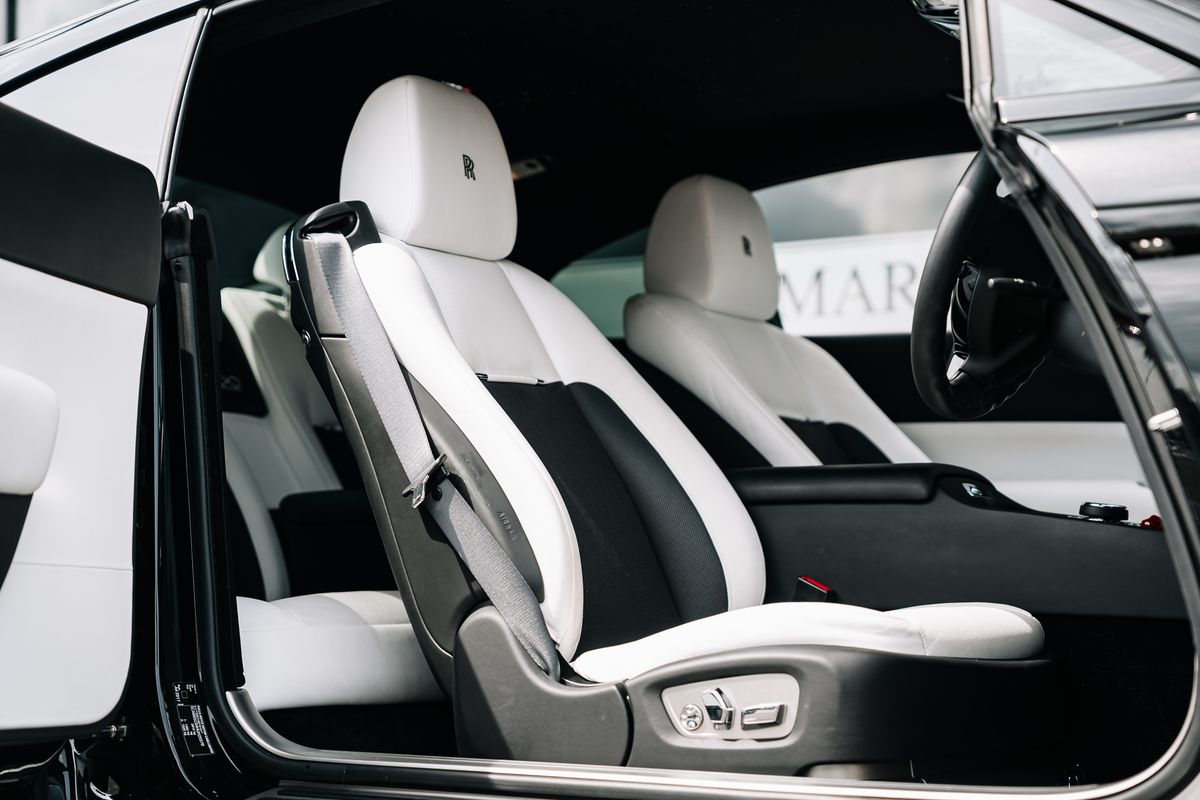 Rolls Royce Wraith Black Badge