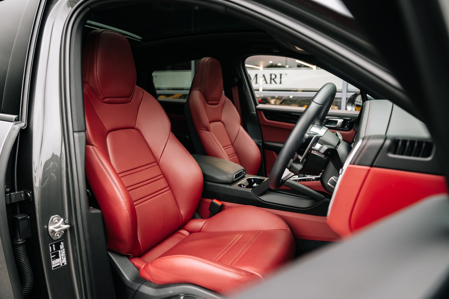 Porsche Cayenne V6 e-Hybrid Auto