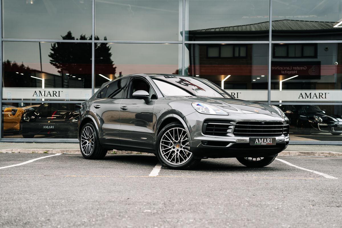 Porsche Cayenne V6 e-Hybrid Auto