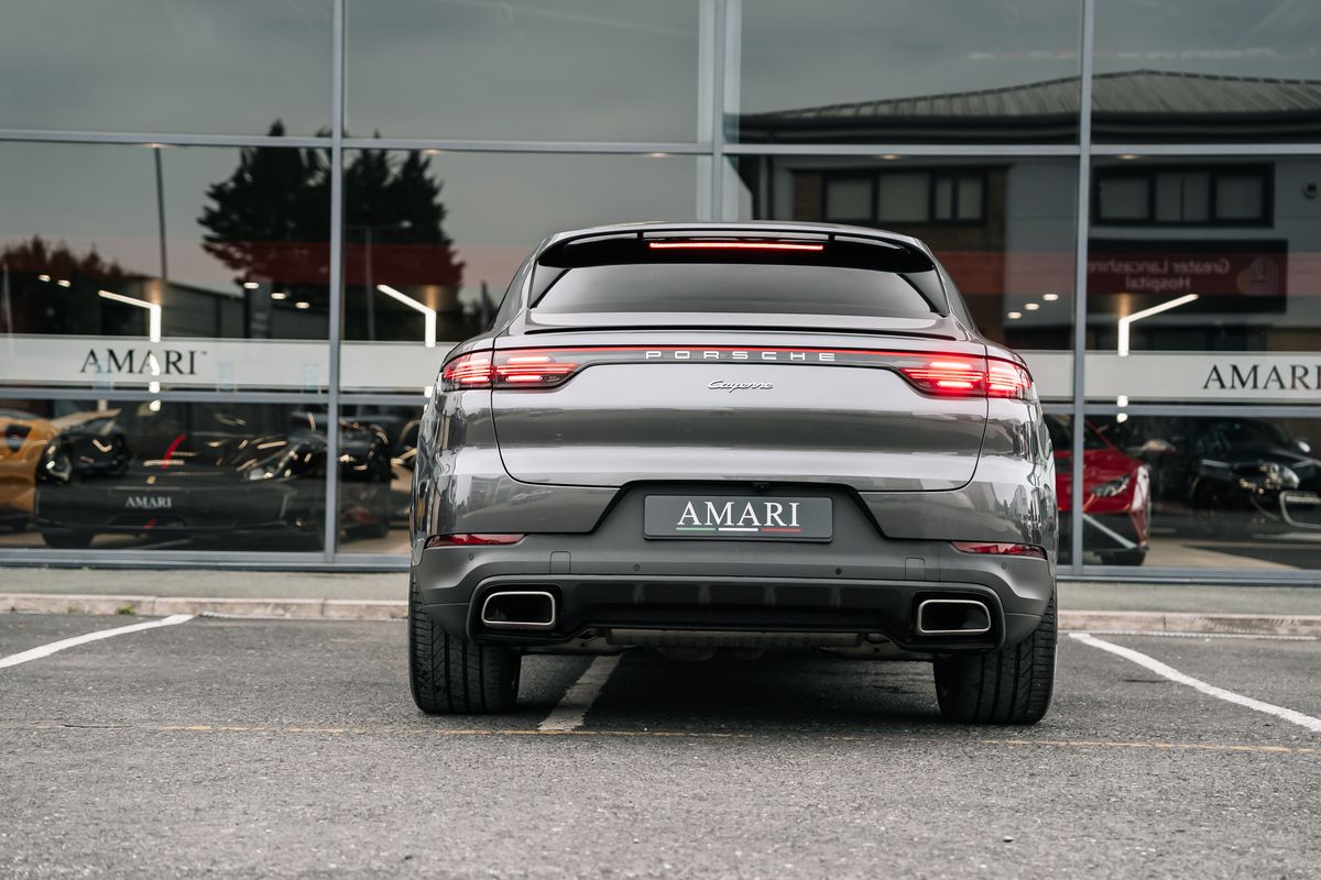 Porsche Cayenne V6 e-Hybrid Auto
