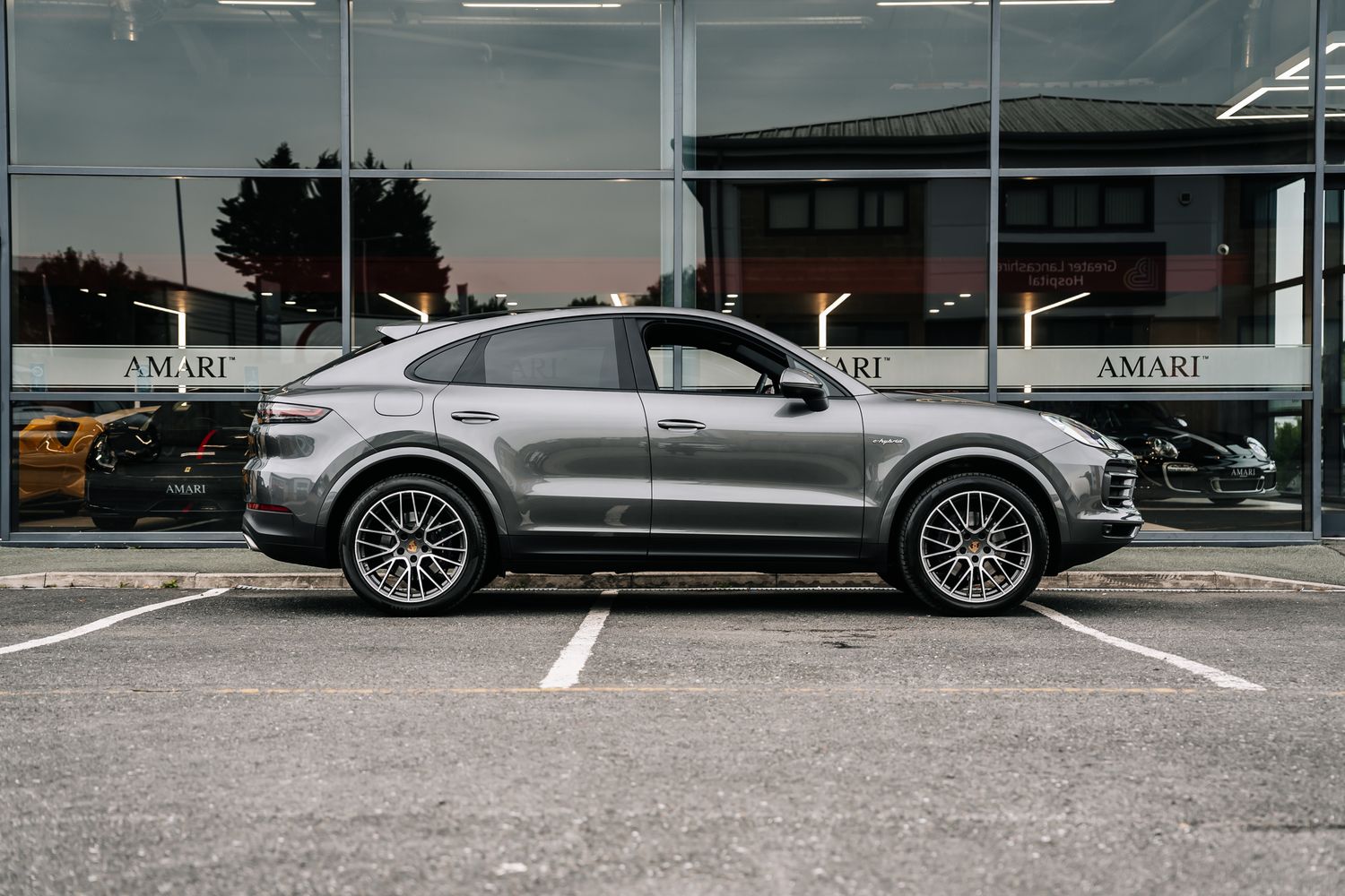 Porsche Cayenne V6 e-Hybrid Auto